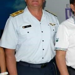 FAP: VÍDEITO DEL GENERAL MARCO SOLARI CHUPANDO RICO CON LA MAYOR KARINA QUIEN OCUPA 4 CARGOS  DE JEFA DEL ALA AEREA. N° 4-PUCALLPA:
