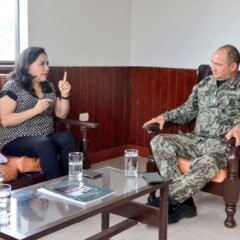 PASTELES VERDES DE FUERZAS ESPECIALES DEL EJÉRCITO ARMAN PEREQUE EN MADRE DE DIOS CON GENERAL AL MANDO: