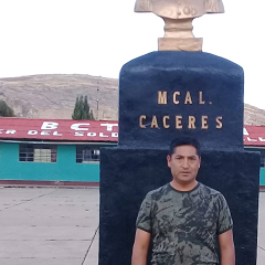 EJERCITO: SUBOFICIAL INSULTA CON FRASES OFENSIVOS (CABRO) A QUIENES OPINA CONTRA EX ALCALDE DE JAUJA :
