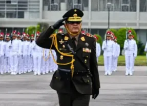 EJÉRCITO SE MODERNIZA CON BLINDADOS Y TECNOLOGÍA DE PUNTA AL MANDO DE COMANDANTE GENERAL, CALLE TALLEDO:
